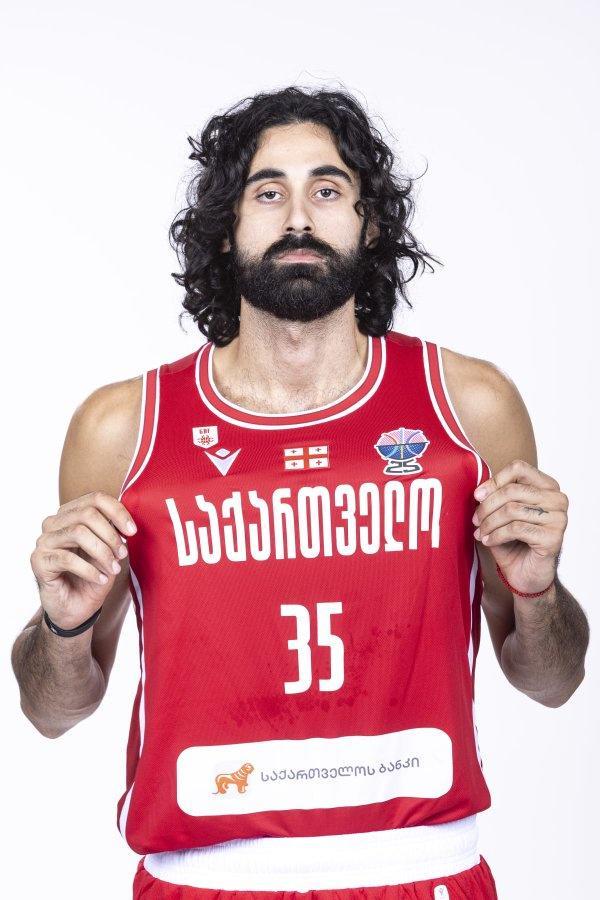 Kaiyuan Game Card-艺术气息！魔术&amp;amp;格鲁吉亚中锋比塔泽在社交媒体晒出自己的新造型