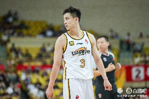 官方网站-媒体人：4年是规则内辽篮能给的最长年限 双方诚意满满双向奔赴