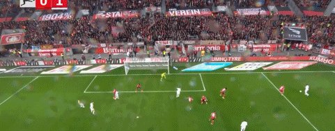 游戏模拟器-【德甲】国家德比前丢掉榜首！拜仁1比2客负勒沃库森