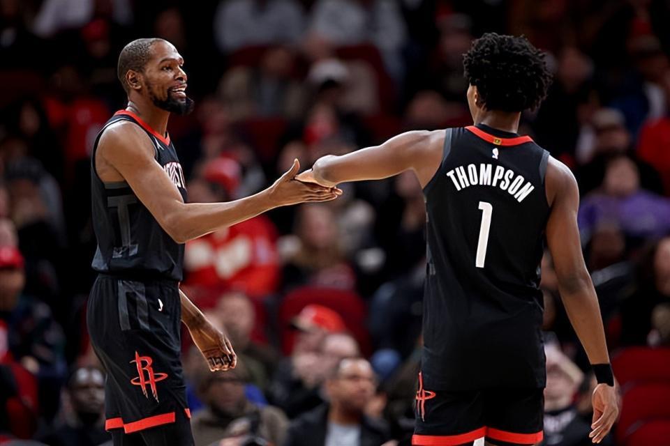 开云棋牌(中国）-关键时刻还得依靠杜兰特！火箭对他的依赖程度似乎越来越高了？