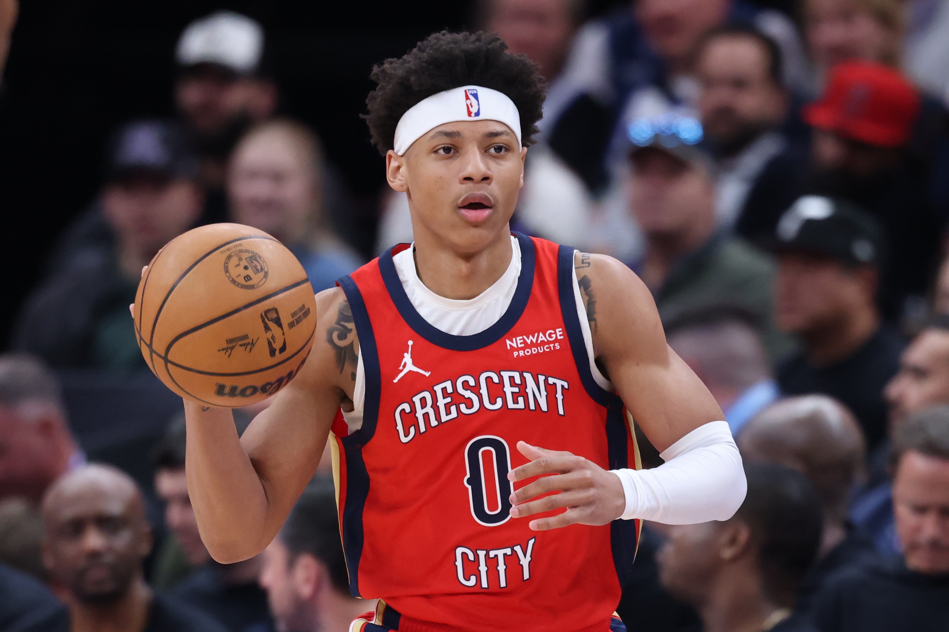 官方网站-【菜鸟】费尔斯28分&amp;埃奇库姆23分 雷诺克利福德闪耀 小杨1板1助